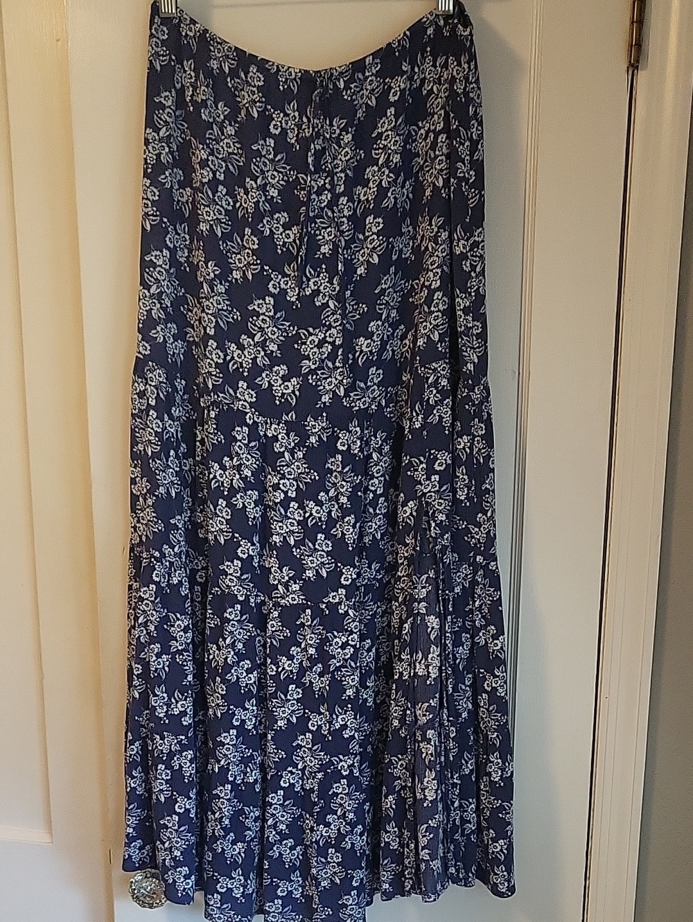 Arizona Jean Company Navy & White Floral Tiered Maxi Skirt